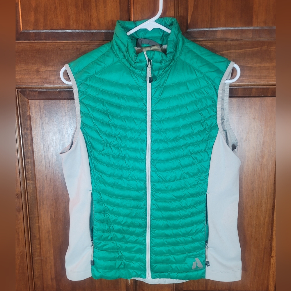 Eddie Bauer First Ascent Goose down Vest